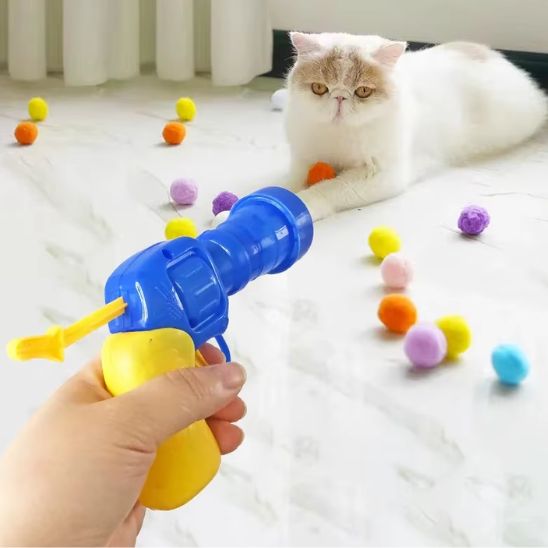 Jouet interactif pour chat blanc